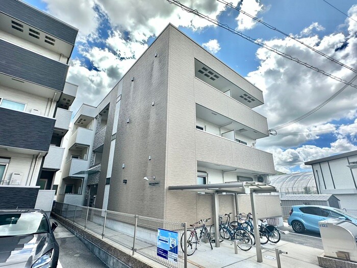 物件外観写真2　(外観写真)