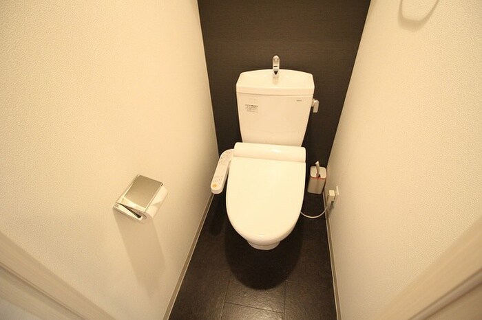 物件内観写真15　(トイレ)