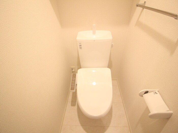 物件内観写真11　(トイレ)