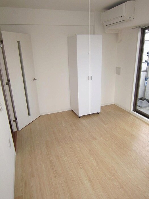 物件内観写真21　(居室)