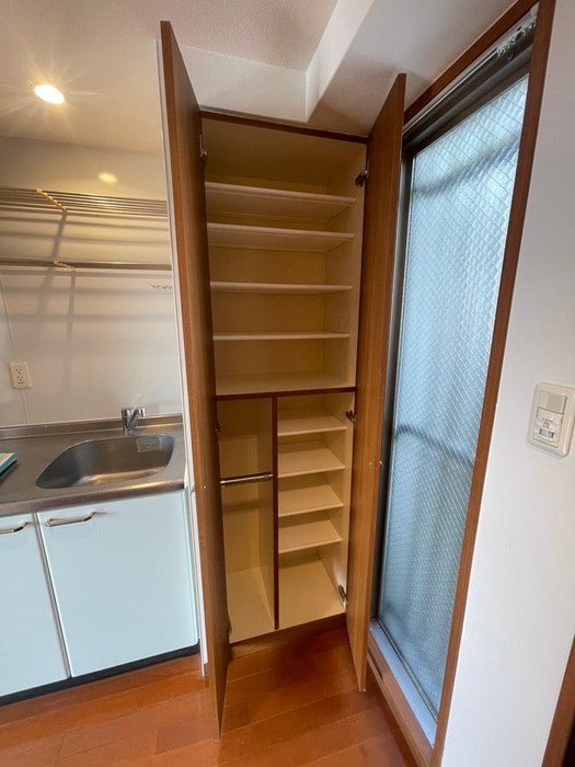 物件内観写真18　(靴箱)