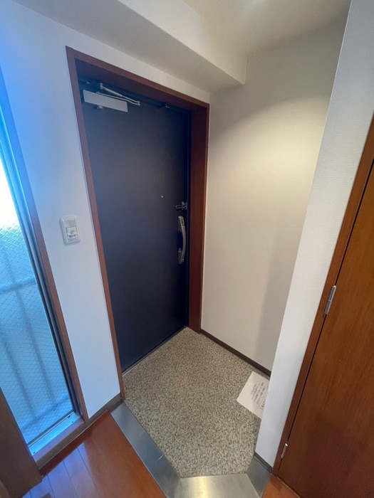 物件内観写真19　(玄関)