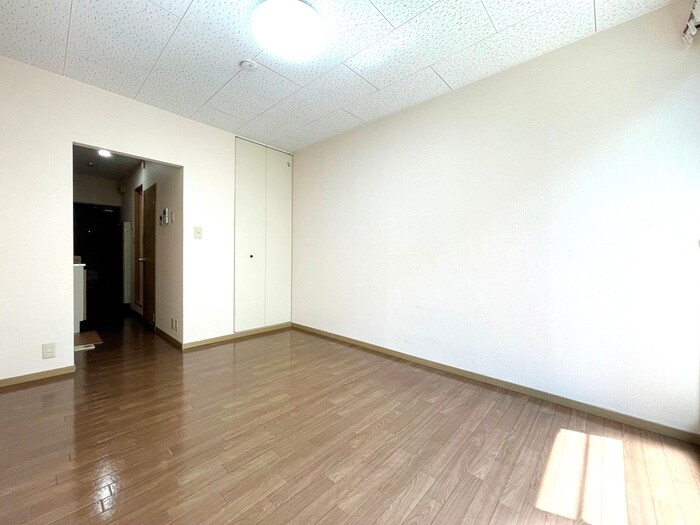 物件内観写真10　(居室)