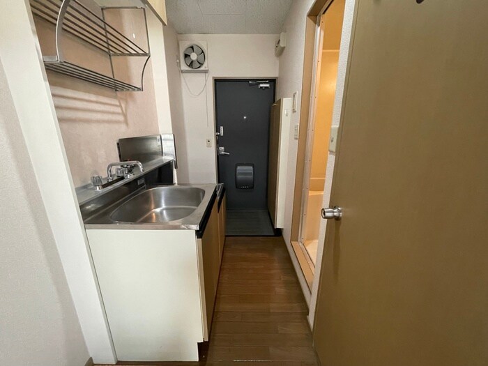 物件内観写真15　(廊下)