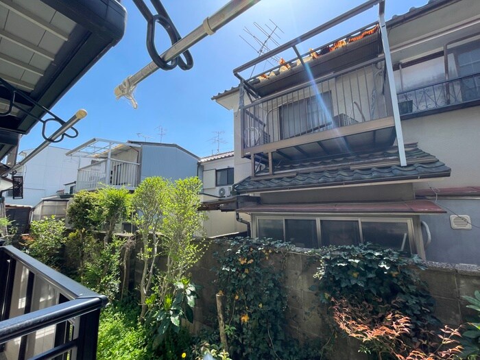 物件内観写真17　(室内からの展望)