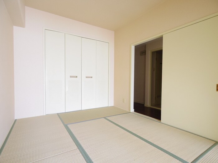 物件内観写真16　(居室)