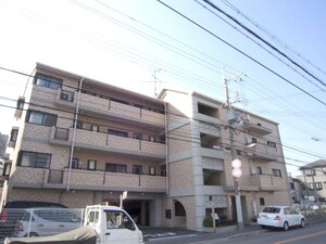 マンションエルミナール外観写真
