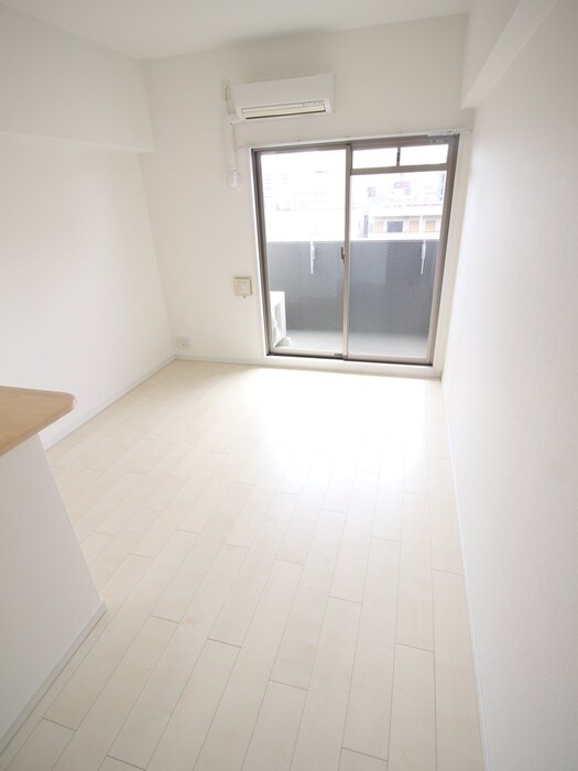 物件内観写真12　(居室)