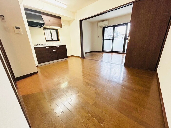 物件内観写真9　(居室)