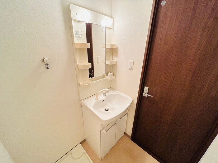 物件内観写真13　(洗面)