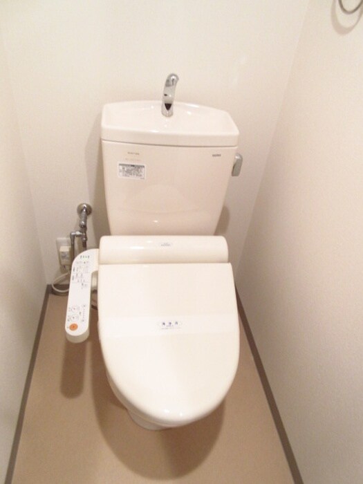 物件内観写真16　(トイレ)