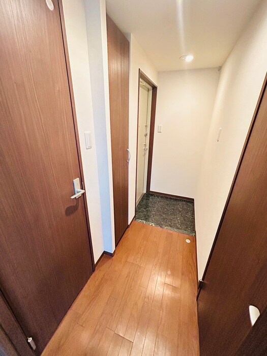 物件内観写真22　(廊下)