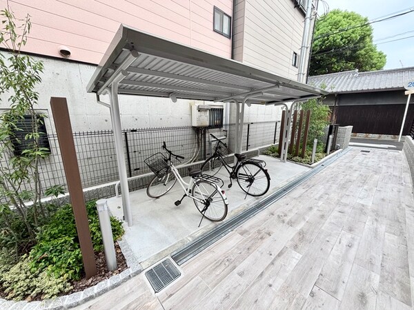 駐輪場