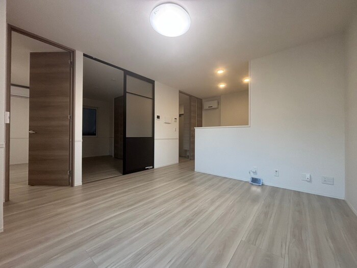 物件内観写真7　(居室)