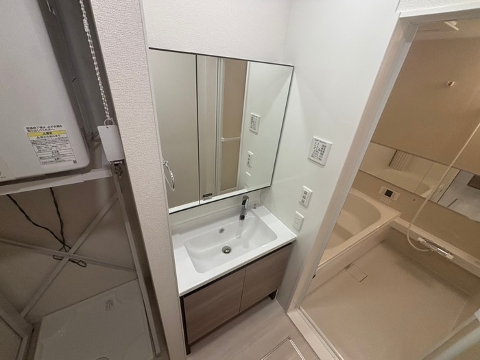 物件内観写真11　(洗面)