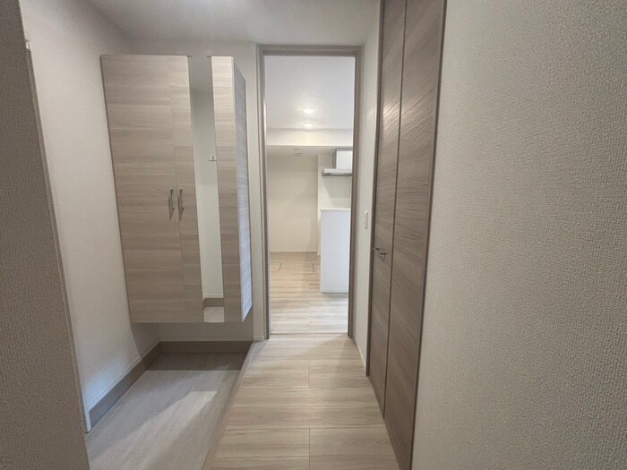 物件内観写真18　(廊下)