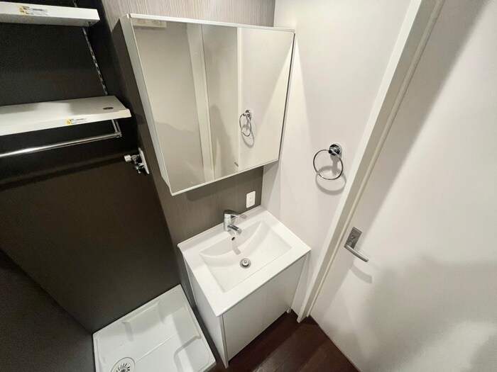 物件内観写真13　(洗面)