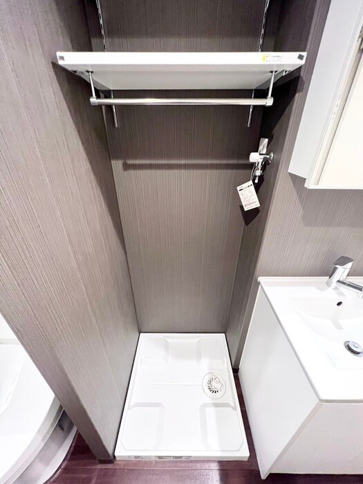 物件内観写真13　(洗濯機置場)