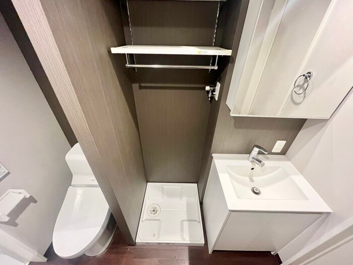 物件内観写真14　(洗濯機置場)