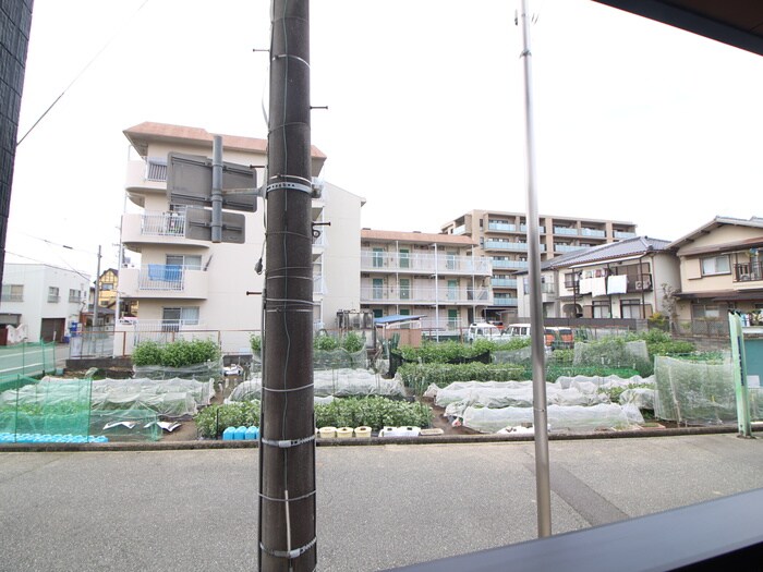 物件内観写真17　(室内からの展望)