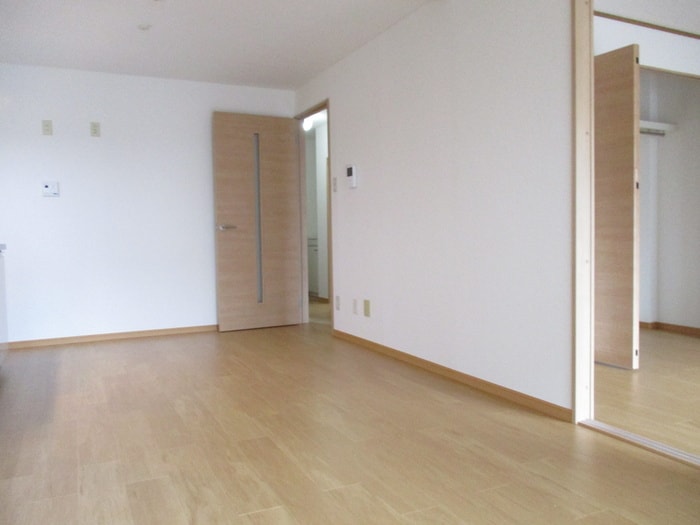 物件内観写真4　(居室)