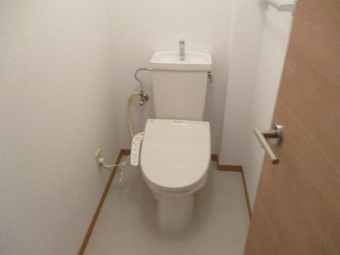 物件内観写真12　(トイレ)