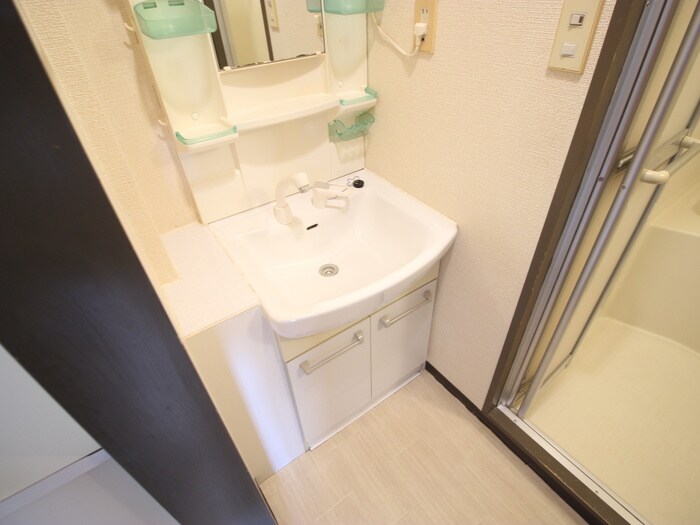 物件内観写真9　(洗面)