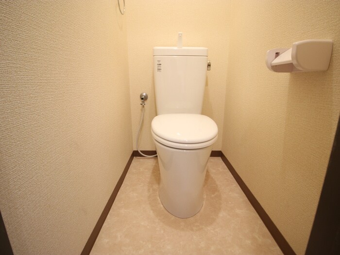 物件内観写真14　(トイレ)