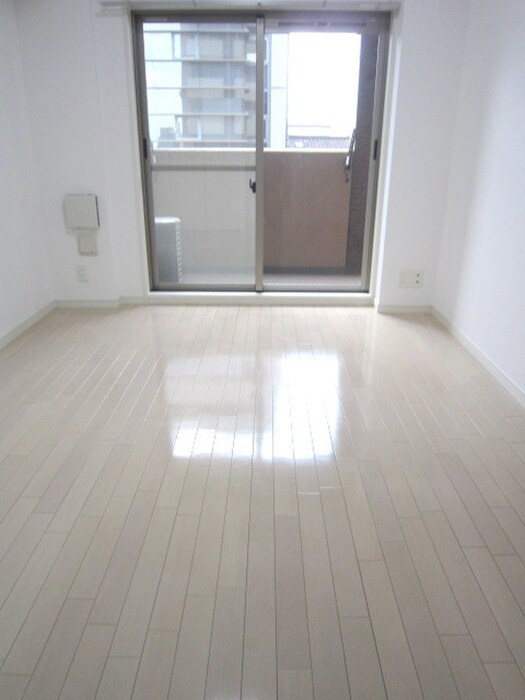 物件内観写真4　(居室)