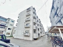 メゾン太秦の外観写真