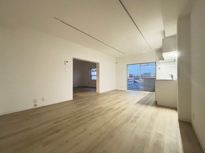 物件内観写真8　(居室)