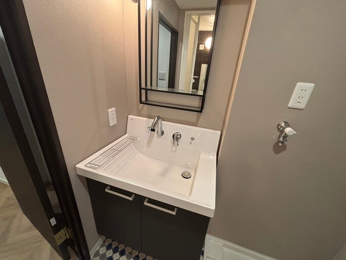 物件内観写真13　(洗面)