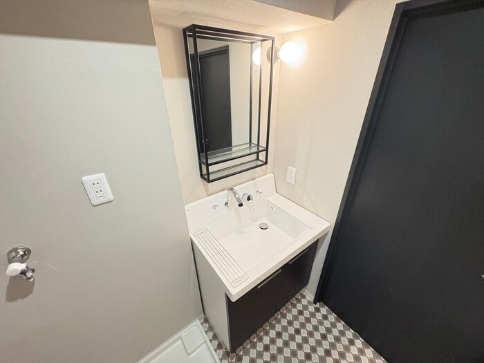 物件内観写真15　(洗面)