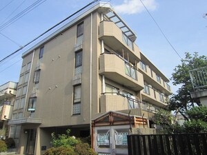 サンプラザマツヤ外観写真