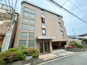 サンプラザマツヤ外観写真