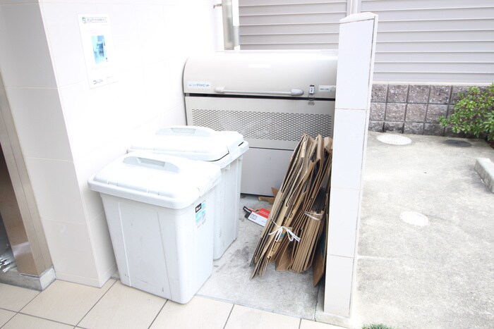 物件外観写真6　(建物設備)