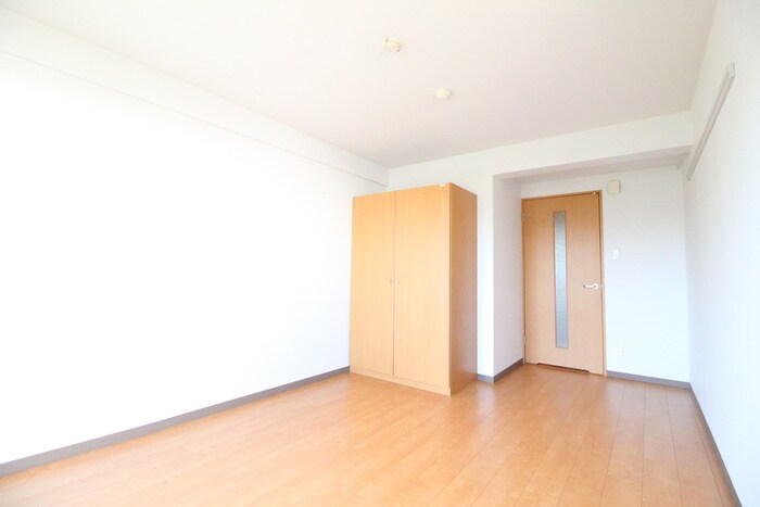 物件内観写真6　(居室)