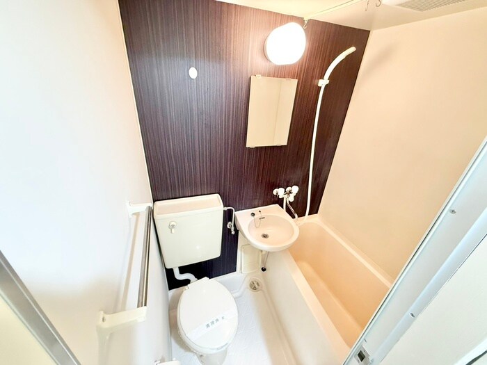 物件内観写真12　(バス／シャワールーム等)