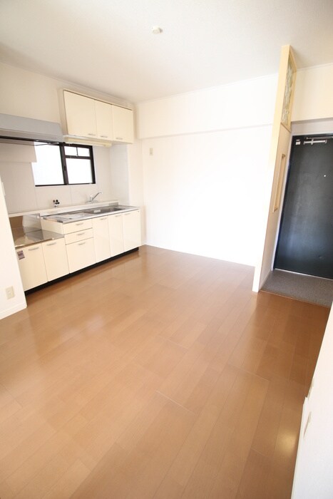 物件内観写真13　(居室)