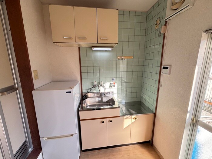 物件内観写真3　(キッチン)