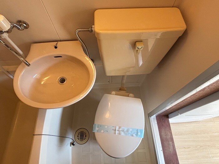 物件内観写真5　(トイレ)