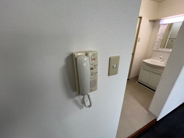 物件内観写真17　(廊下)