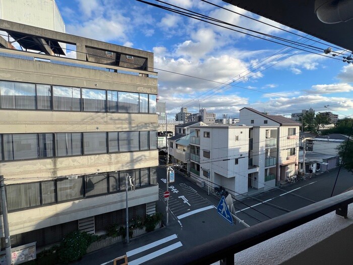 物件内観写真22　(室内からの展望)