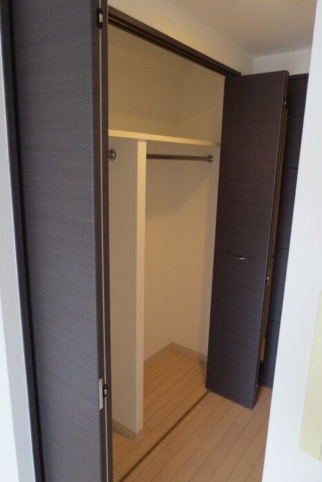 物件内観写真15　(収納)