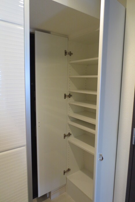 物件内観写真18　(靴箱)