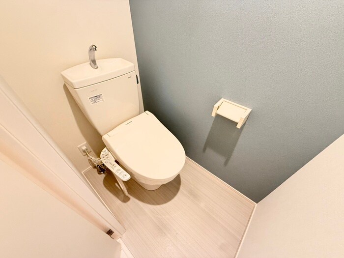 物件内観写真8　(トイレ)