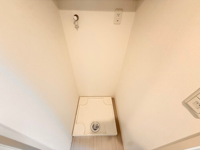 物件内観写真9　(洗濯機置場)