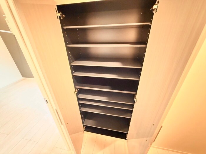 物件内観写真11　(収納)