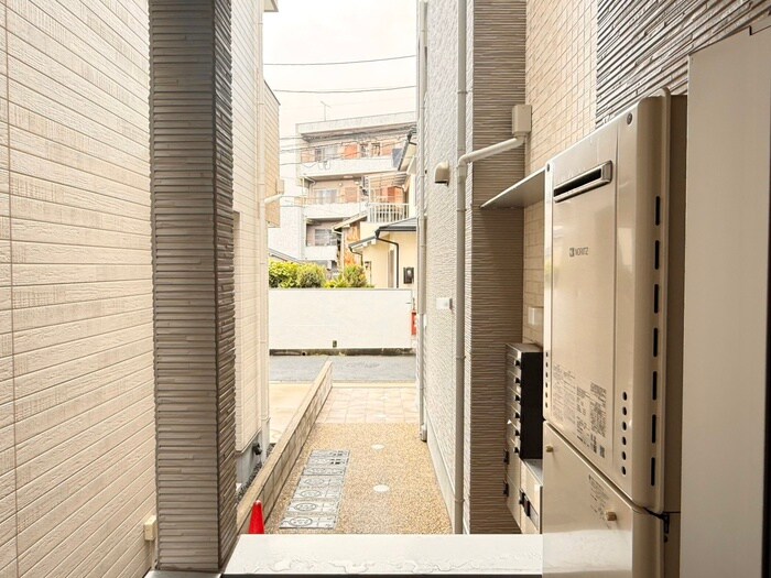 物件内観写真16　(室内からの展望)