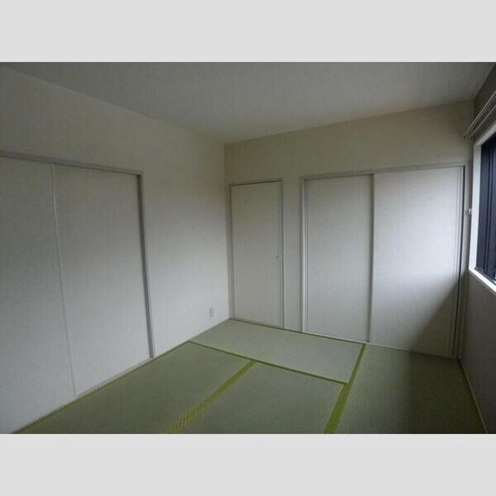 物件内観写真14　(居室)